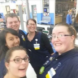 Meet your Posher, Elizabeth